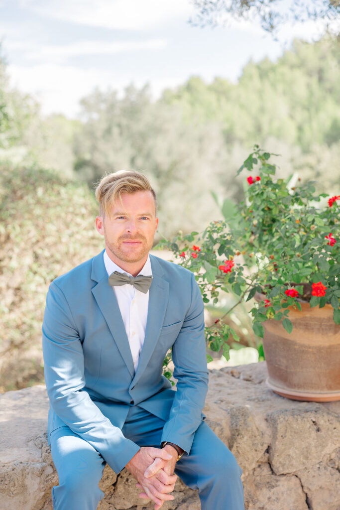 groom at son burguet