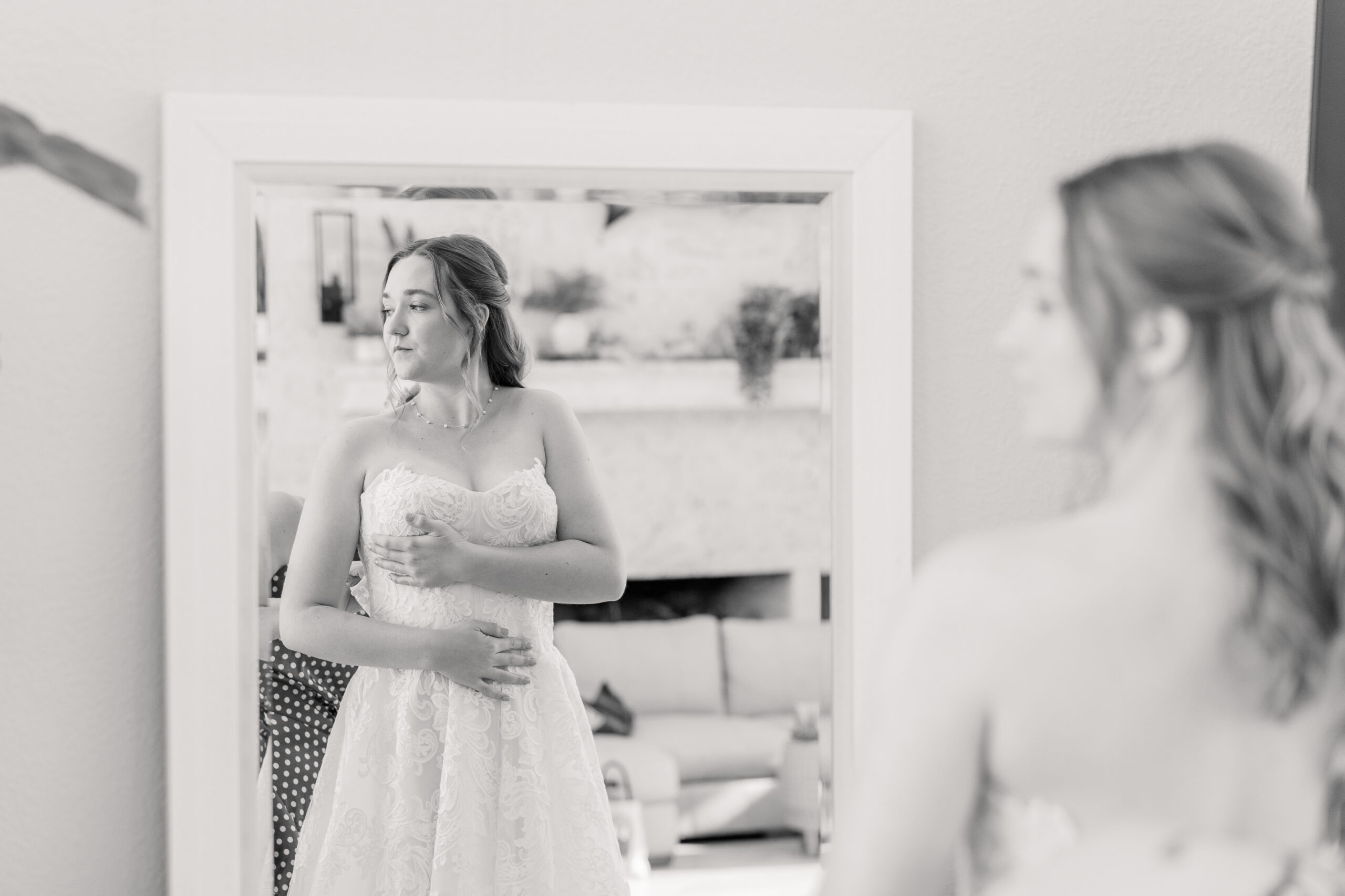 Bride and bridesmaids getting ready before Merritt Island Florida backyard wedding
