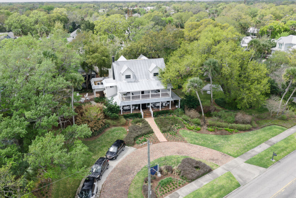 Victoria 1883 wedding venue New Smyrna Beach Florida exterior
